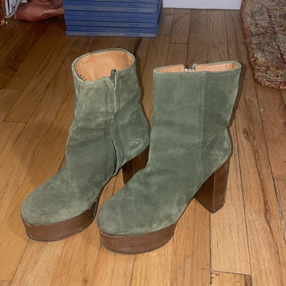 Free People Shoes - Free people green Friday nights platform Bootie